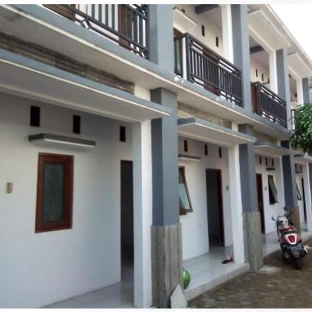 กรียา อนุเกระฮ์ Hotel Mojokerto ภายนอก รูปภาพ